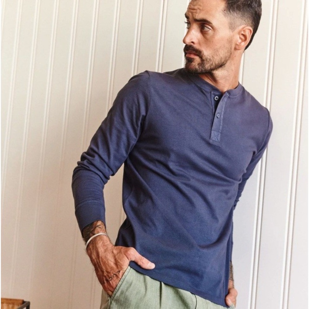 Taylor Stitch Organic Cotton Henley Navy Blue Large